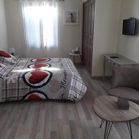 Apartament La Bonne Rencontre Chassiers Zewnętrze zdjęcie